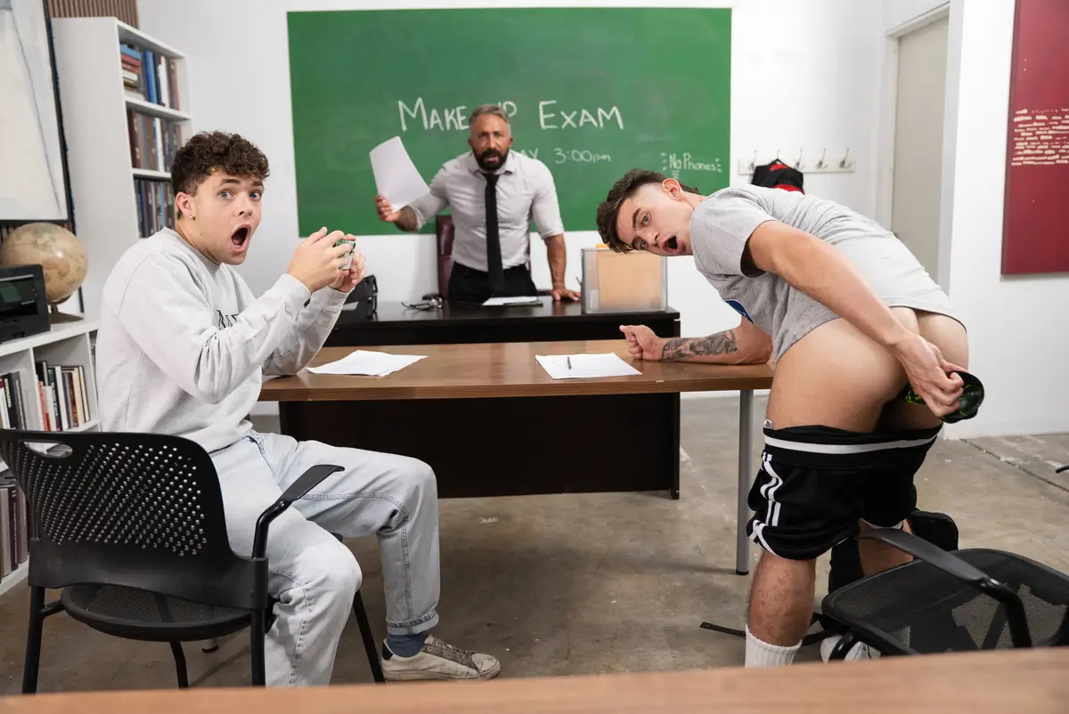 Professor Ken Rock Bangs Trevor Brooks Gay Porn 7