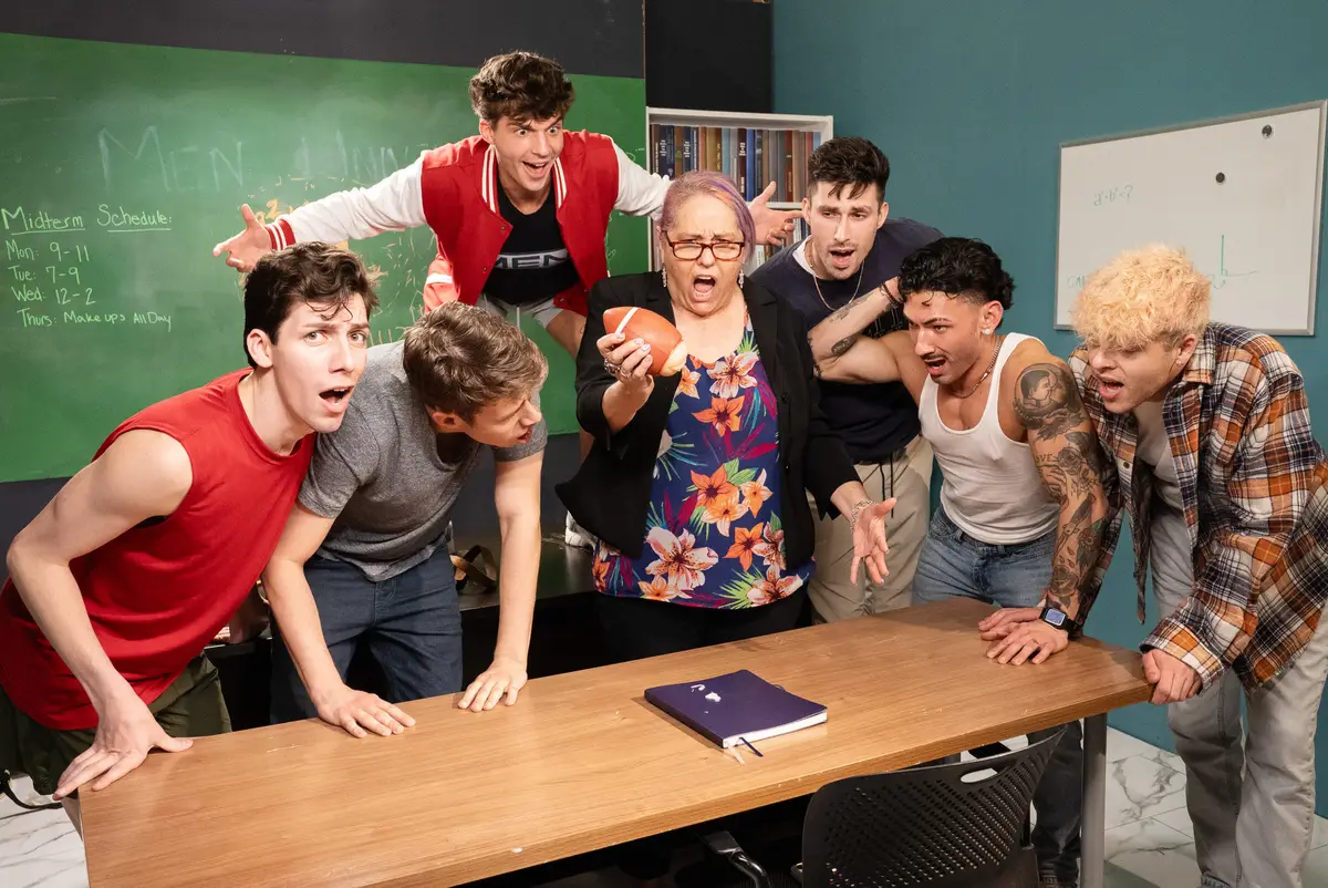 Kane Fox, Leo Levine, & Siren Santiago In Campus Cock Gay Porn 9