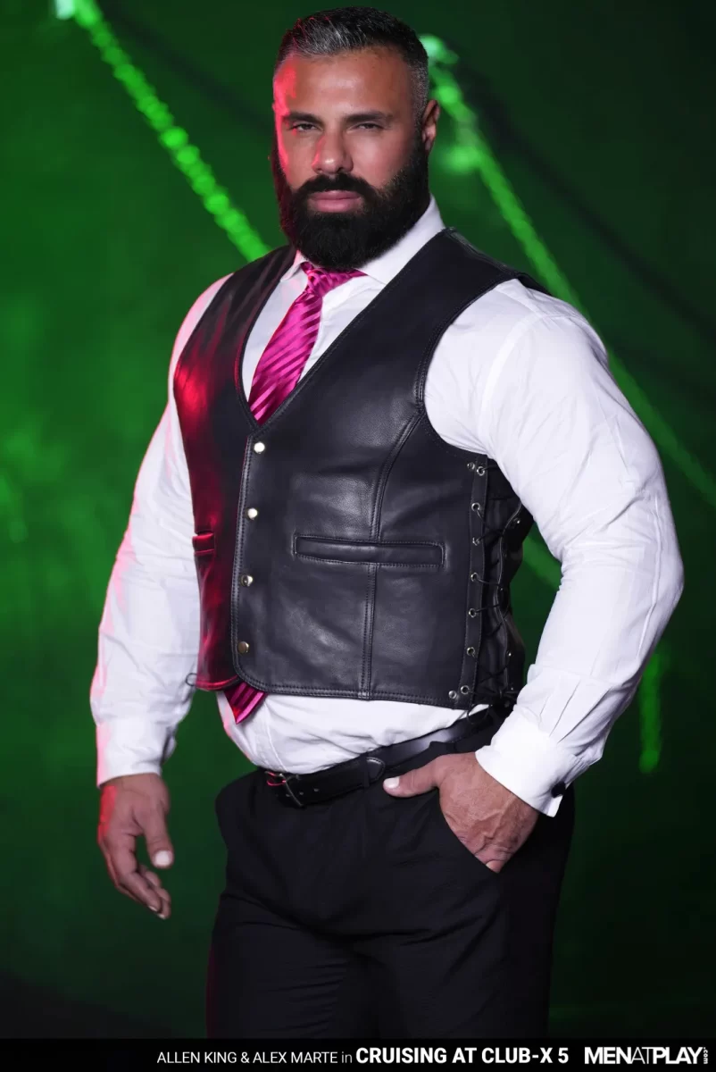 Cruising Club-X : Alex Marte Returns with Allen King After 12 Years Gay Porn 12