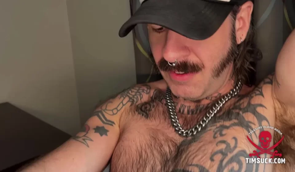 Eli Strong Devours Jack Darling: A Raw TIM Face Fucking Gay Porn