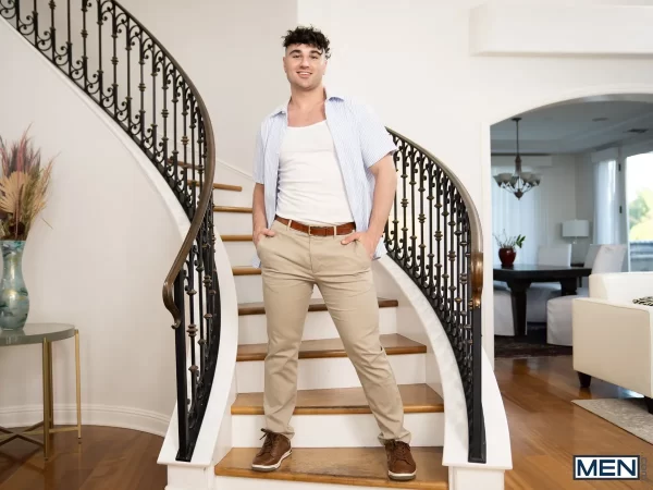 Flip This Queen: Dillon Diaz, Michael Boston & Derek Kage's Masnion 3-Way Gay Porn 11