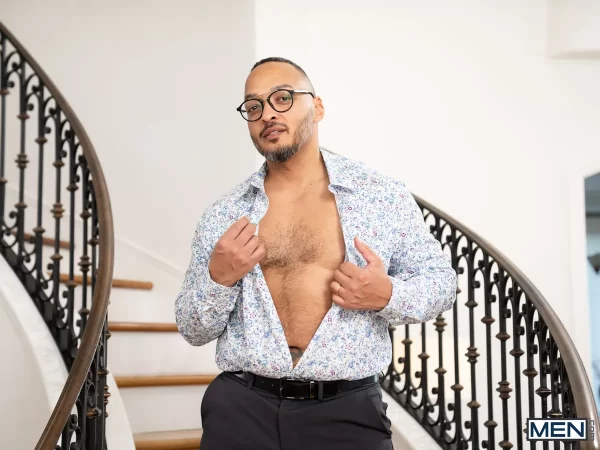 Flip This Queen: Dillon Diaz, Michael Boston & Derek Kage's Masnion 3-Way Gay Porn 16