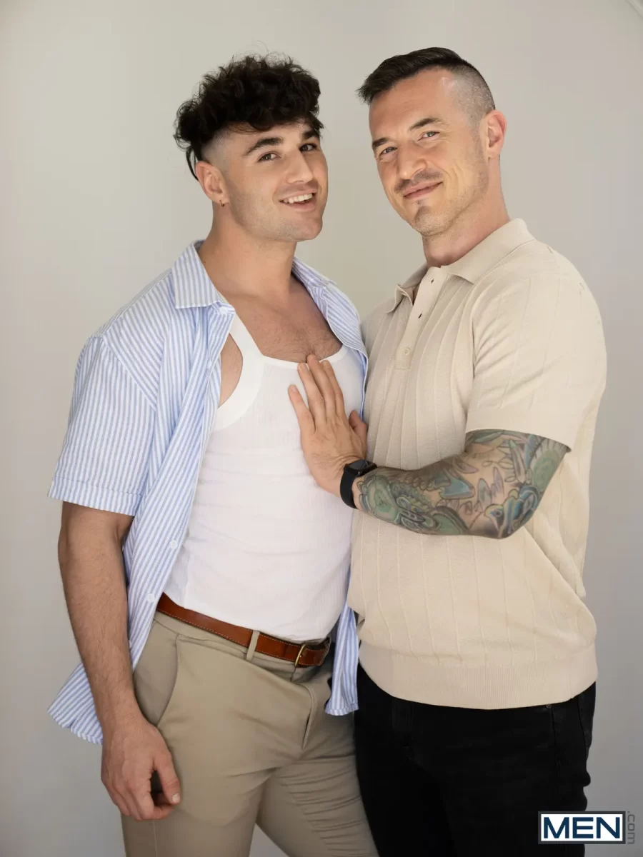 Flip This Queen: Dillon Diaz, Michael Boston & Derek Kage's Masnion 3-Way Gay Porn 3