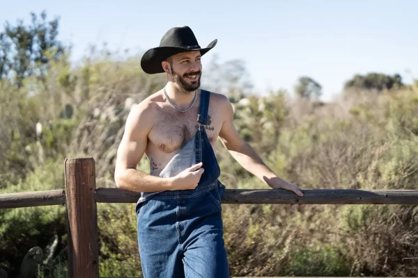 Snake Charmer: Jake Apton and Bunker's Wild Outdoor Adventure Gay Porn 9
