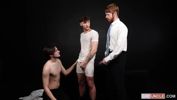 Big Red's Includes Archer Black & Dex Devall In His Special Circle Gay Porn 6