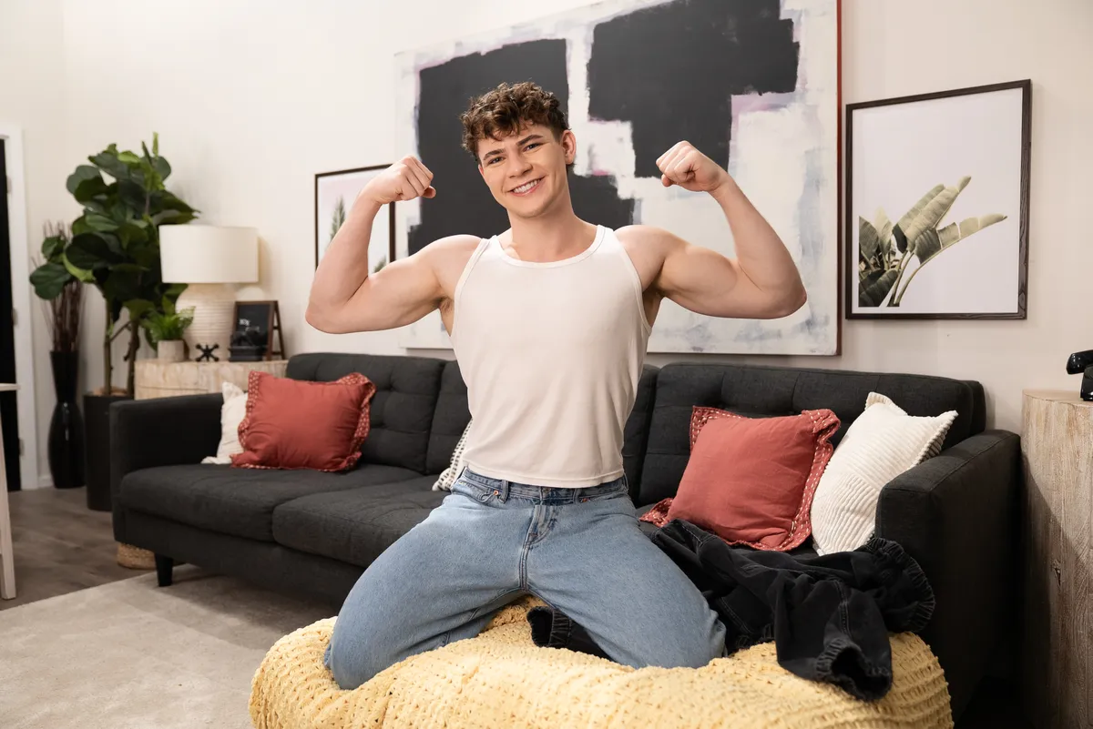 Ed Steek & Oliver Marks: Live-Action Streaming Surprise Gay Porn 7