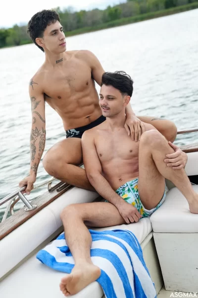 Enzo Muller & Angel Elias's Boating Bang Gay Porn 8