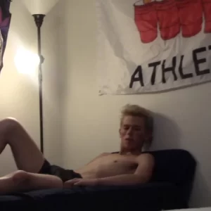 Fresh-Faced Kyle Takes on FratX's Finest: A Tale of Temptation & Teamwork Gay Porn