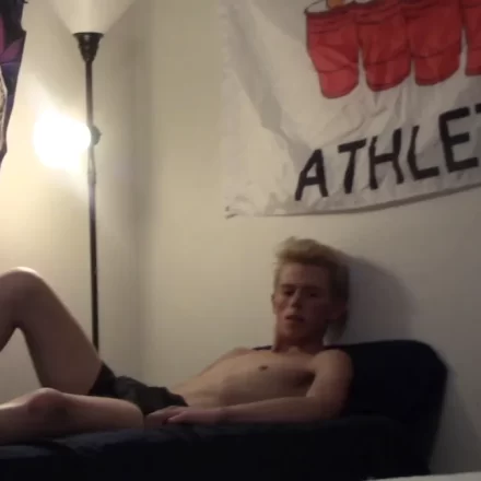 Fresh-Faced Kyle Takes on FratX's Finest: A Tale of Temptation & Teamwork Gay Porn