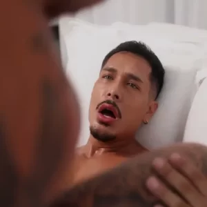 Joshua Makes Gato Vira Lata Scream For More! Gay Porn