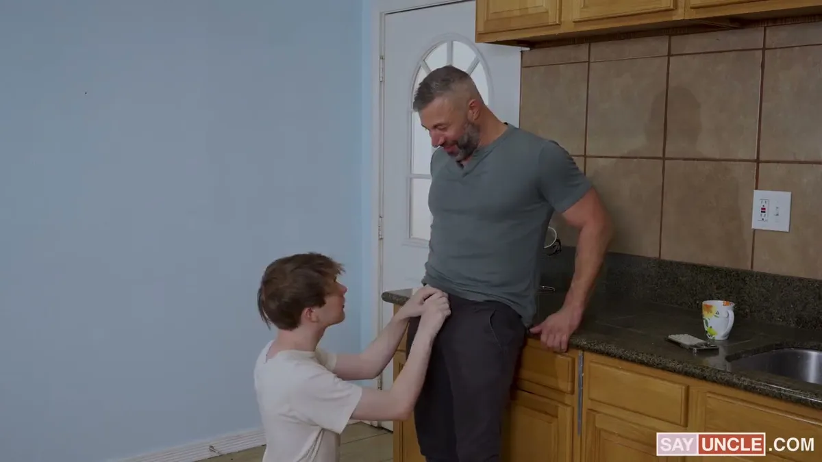 Nicholas Michaels' Secret Wish Unlocked: Cole Connor's Member Gay Porn 2