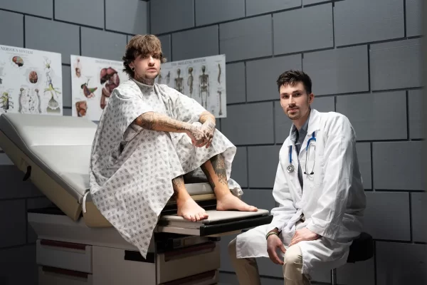 Squirty Emergency Fuck: Kane Fox & Austin Spears Gay Porn