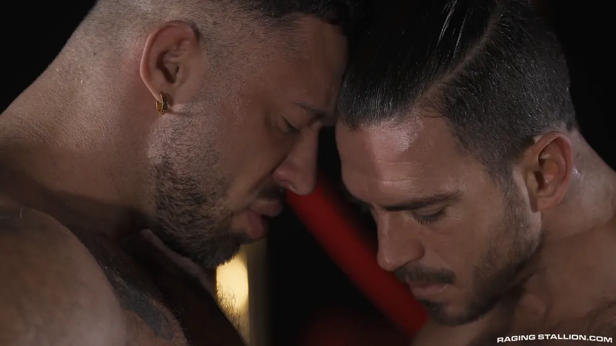 Throbbing Midnight Encounter With Paddy O'Brian & Nik Fros Gay Porn
