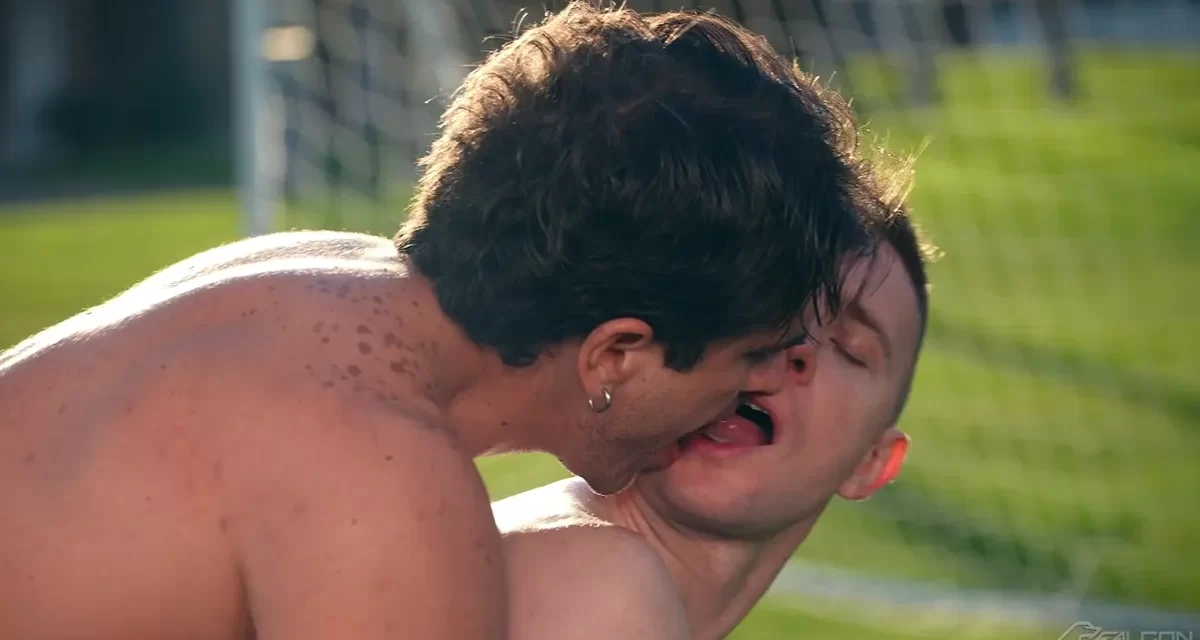 Two Hot Guys, One Wild Ride: Serg Shepard : Hugs Kandelas Get Naughty Gay Porn