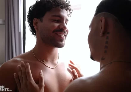 Zarataco Makes His Guys In Sweatpants Debut With Andres Gay Porn