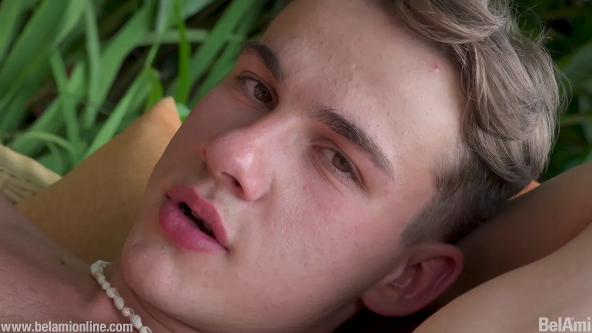 Beauty and a Beach Boy: Simeon Krayev's Balinese Adventure 9