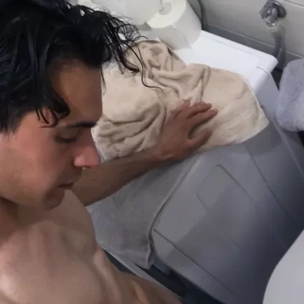 Czech Hunter 835: Late for an Apartment Showing Gay Porn