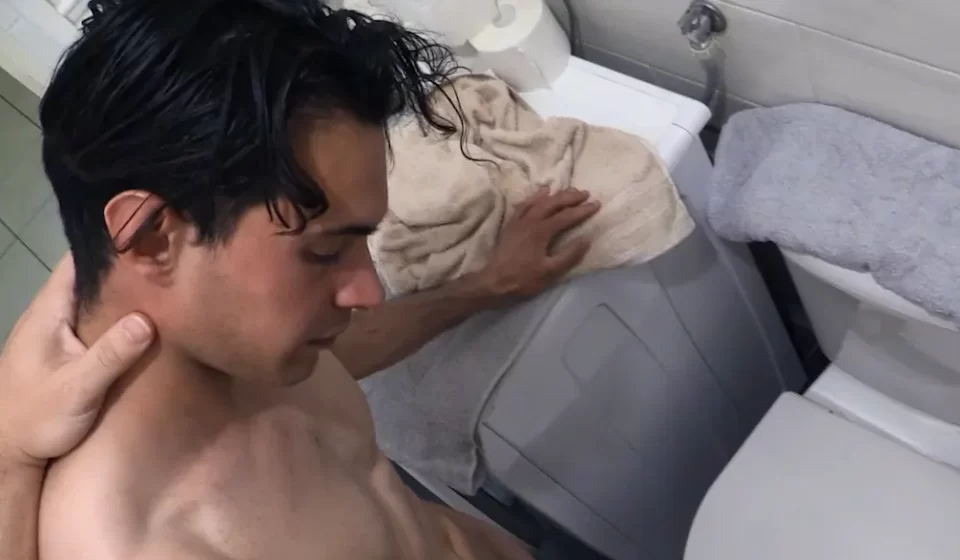 Czech Hunter 835: Late for an Apartment Showing Gay Porn