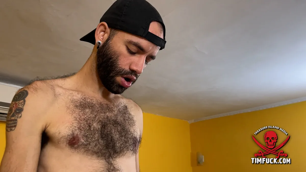 Edgar and Fabiano Munhoz: Brazilian Bareback Bliss Gay Porn