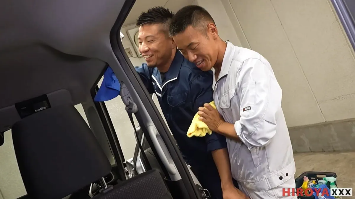 Hiroya's Greasy Mechanic Threeway 12