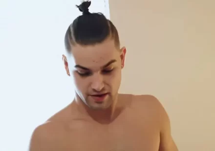 Johnny Rapid's Threesome: Stealing Cum with His Buddies Gay Porn