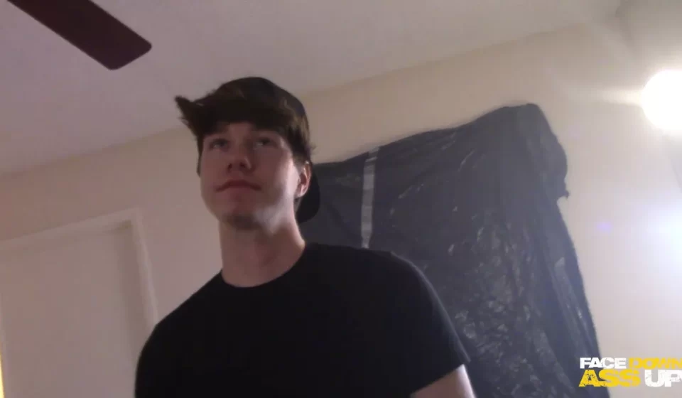 Kyle's Sticky Situation: A Twink's Gang-Bang Extravaganza Gay Porn