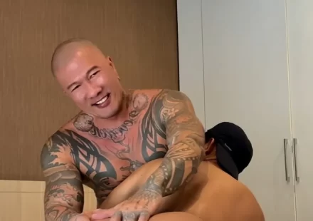 Power Play: Damian Dragon vs Kabs Power Play: Damian Dragon vs Kabs Gay Porn