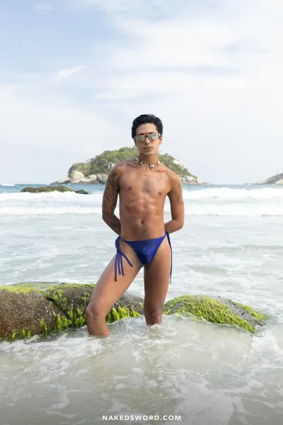 Sir Peter and Lvcas Ripardo: A Brazilian Bareback Hookup Gay Porn 5