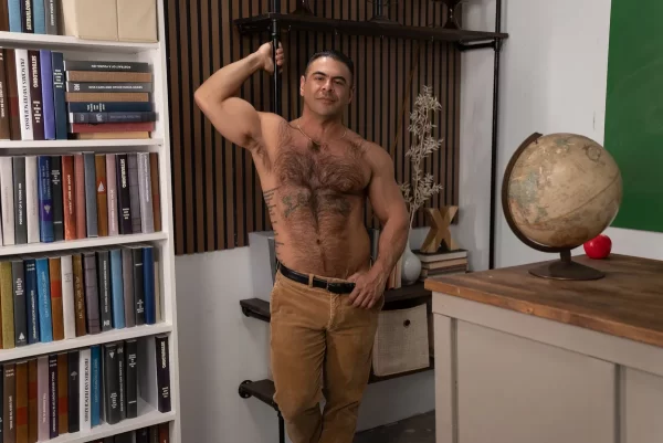 Teacher Gives Off Bi Vibes: Cherry Kiss, Draven Navarro & Ken Ott Gay Porn 3