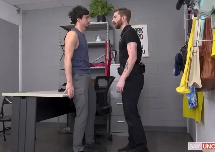 YoungPerps Cavity Search: Dakota Wonders & Jock the Stripper Gay Porn