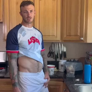 A Solitary Conquest with Christian Wilde Gay Porn