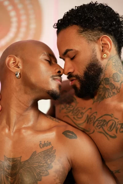Andy Rodrigues & Ramiro Oli's VOYR Encounter Gay Porn 7