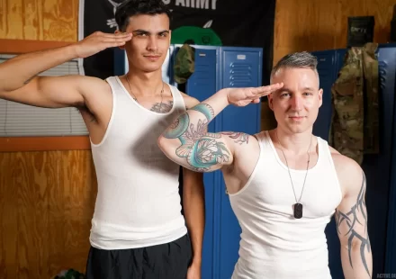 Bareback Soldiers: Baxxx & Justin Cross Do it Barracks Soldiers: Baxxx & Justin Cross Do it Gay Porn