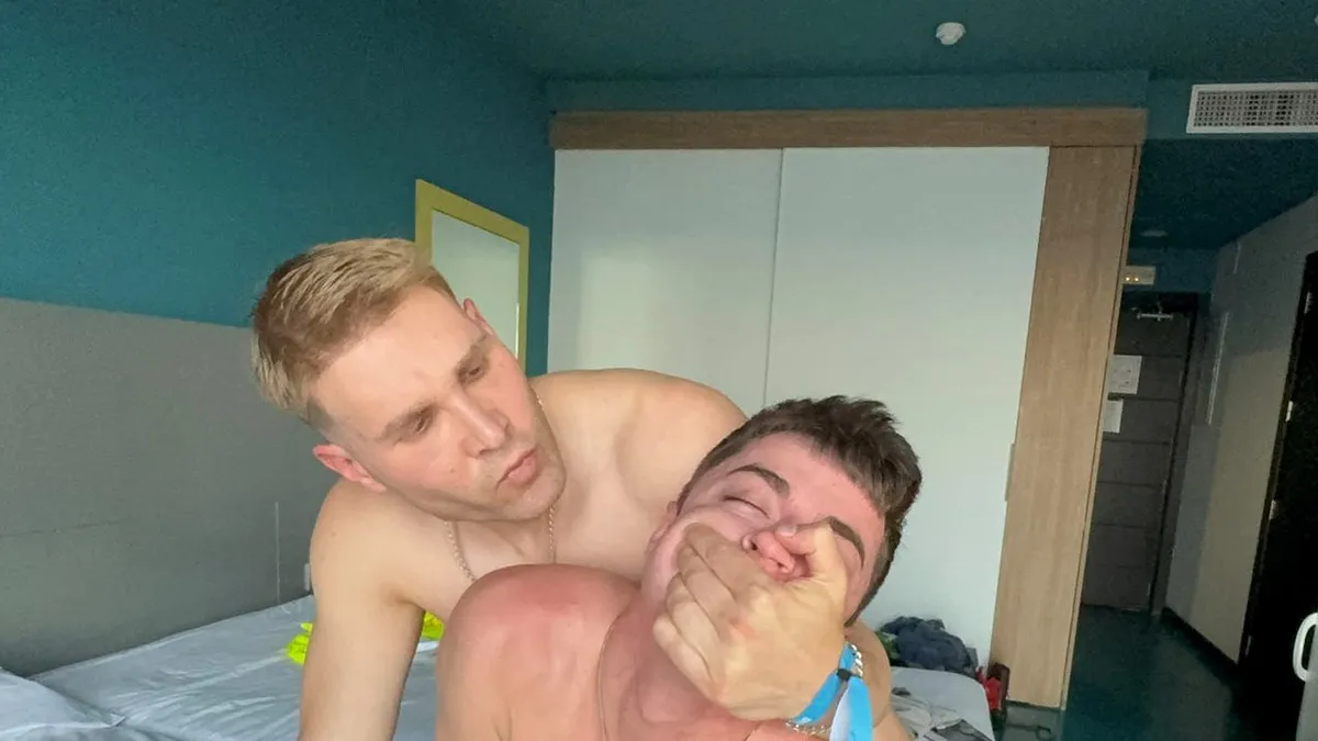 Jordan Fox Drills Deep into Rossy X's Tight Ass 13