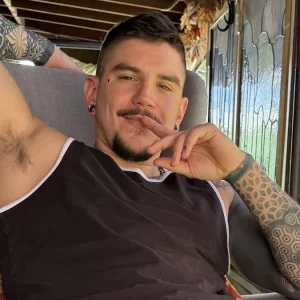 Pretty Gadget Blows Maverick Men's Big Daddy Dicks Gay Porn