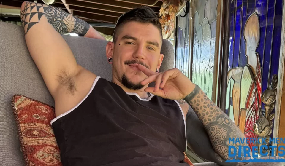 Pretty Gadget Blows Maverick Men's Big Daddy Dicks Gay Porn
