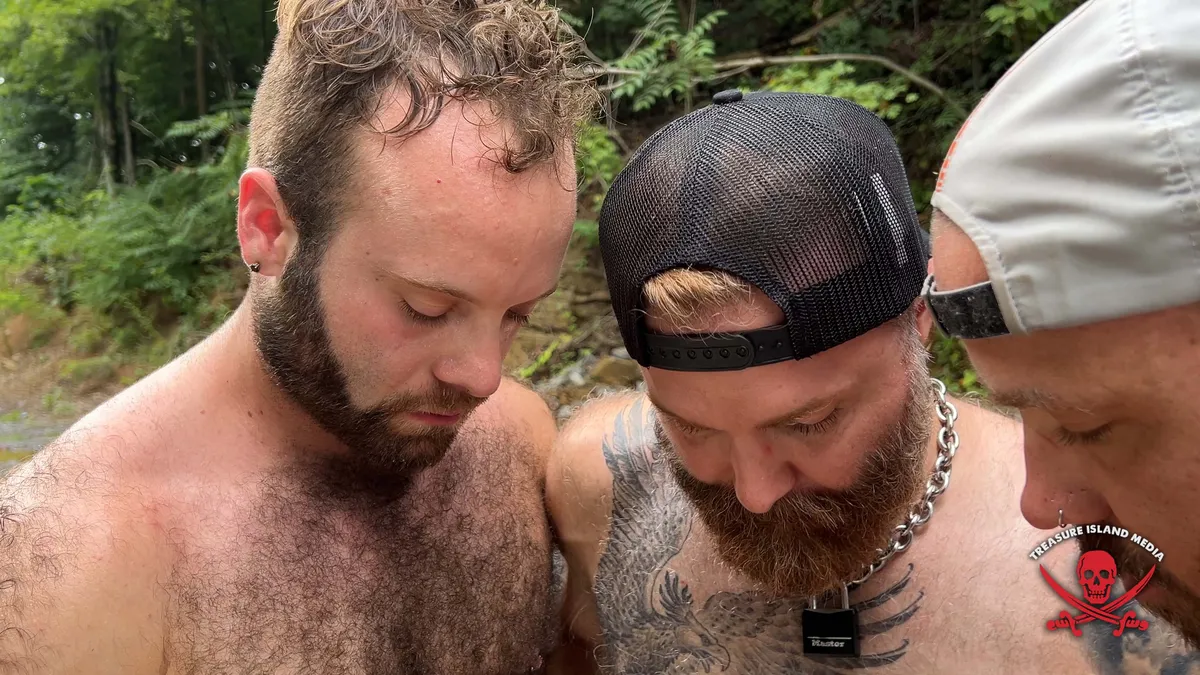 Rob Montana, Jayson Parker & Jarren Shan Pound Dylan Dixon Gay Porn