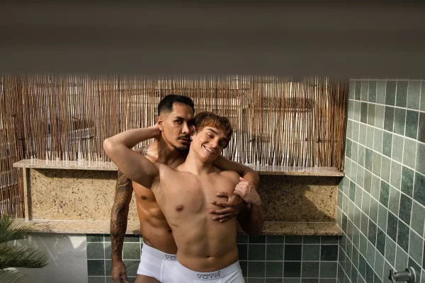 A Forbidden Fruit Picnic With Joshua Mateo & Bruno Draco Gay Porn 1