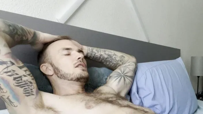 Christian Wilde Enters Dillon Anderson’s Mouth to the Balls! Christian Wilde Enters Dillon Anderson's Mouth to the Balls! Gay Porn
