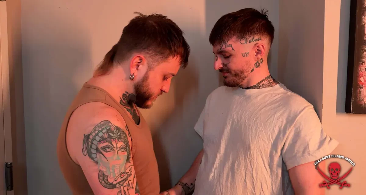 Dominate & Submit: Blew Velvet & Dew-Drop’s Fat Monster Dominate & Submit: Blew Velvet & Dew-Drop's Fat Monster Gay Porn
