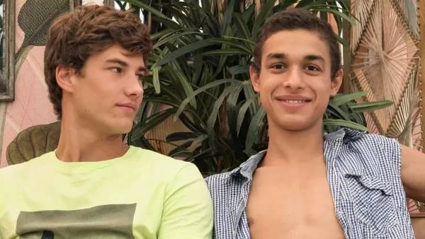 Freshmen's Lucian Solis Takes It From Tom Houston Gay Porn