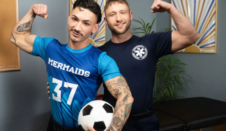 The World Cock Part 3: Siren Santiago & Miles Fallon The World Cock Part 3: Siren Santiago & Miles Fallon Gay Porn
