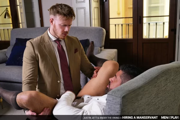 Ander the Viking Welcomes Justin Jett to His Manor Gay Porn 10