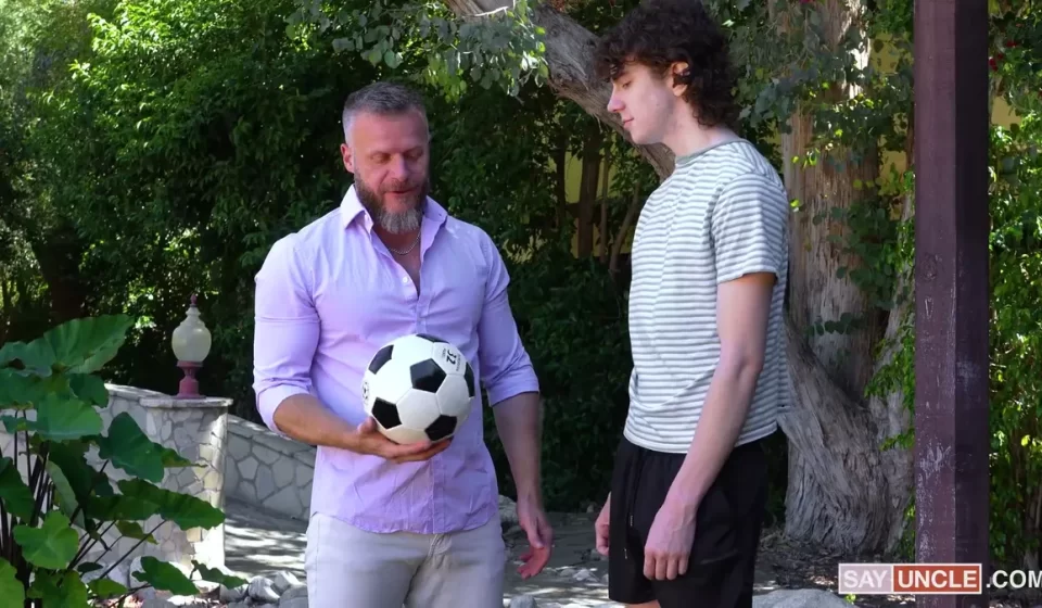Devin's Dick De-Stressed by Brian Bonds's Balls-Deep Bang Gay Porn