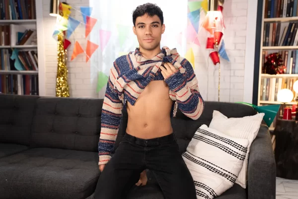 Endless Load: Noah Foxxx, Brandon Dallas, & Jayden Marcos Gay Porn 9