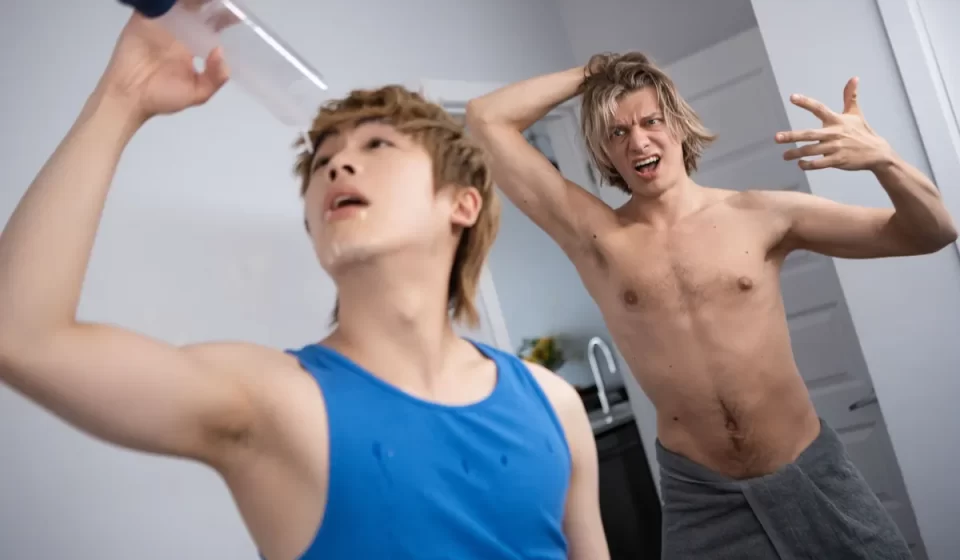 First Cum - First Serviced: Leo Louis & Jakey O Gay Porn