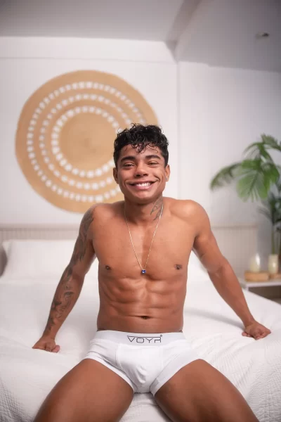 Leao, Gato Vira Lata, & Gui-Souza: Bareback 3-Way at VOYR Gay Porn 9