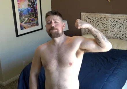 Muscle Bear Porn: Liam Angell Does Robin Pierce Gay Porn