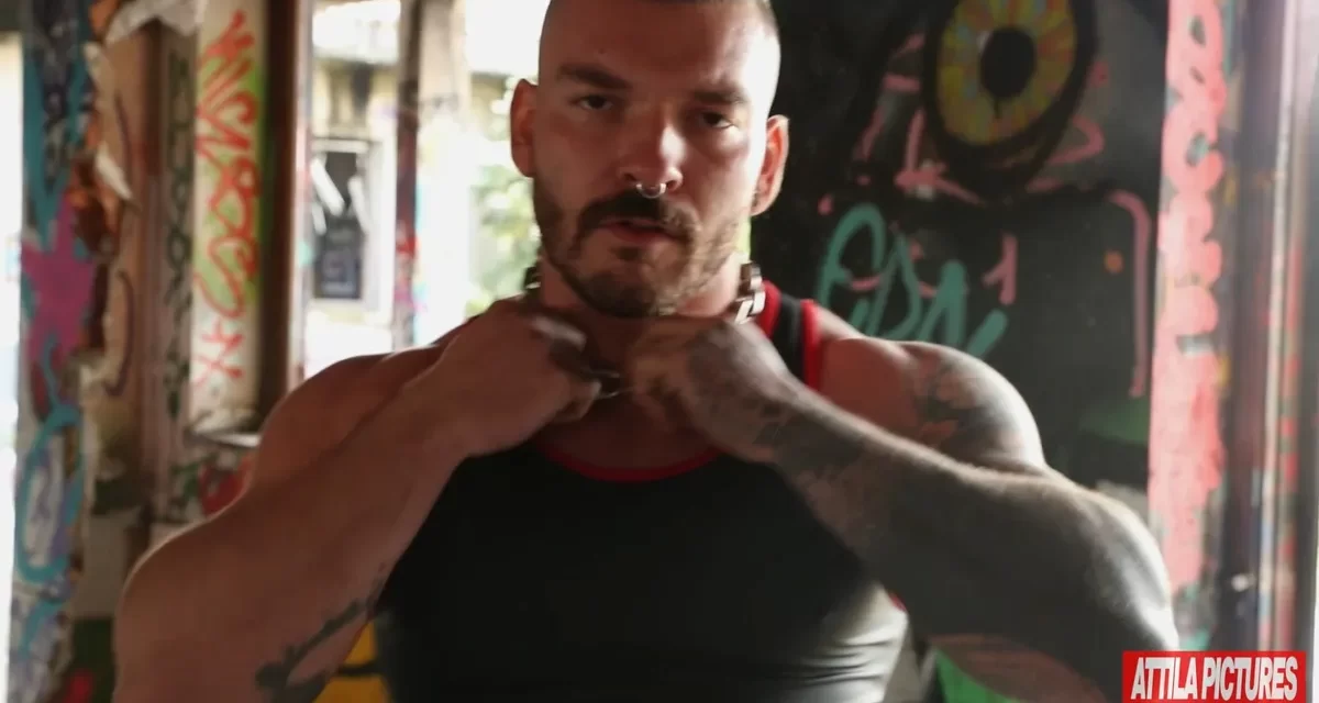 Muscle-Beast Kinkoer Unleashes His Eccentric Erotic Side! Gay Porn