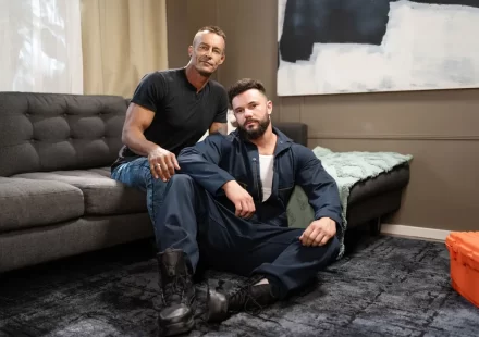 Tighten That Up: Hayden Harding & Reese Battle Gay Porn
